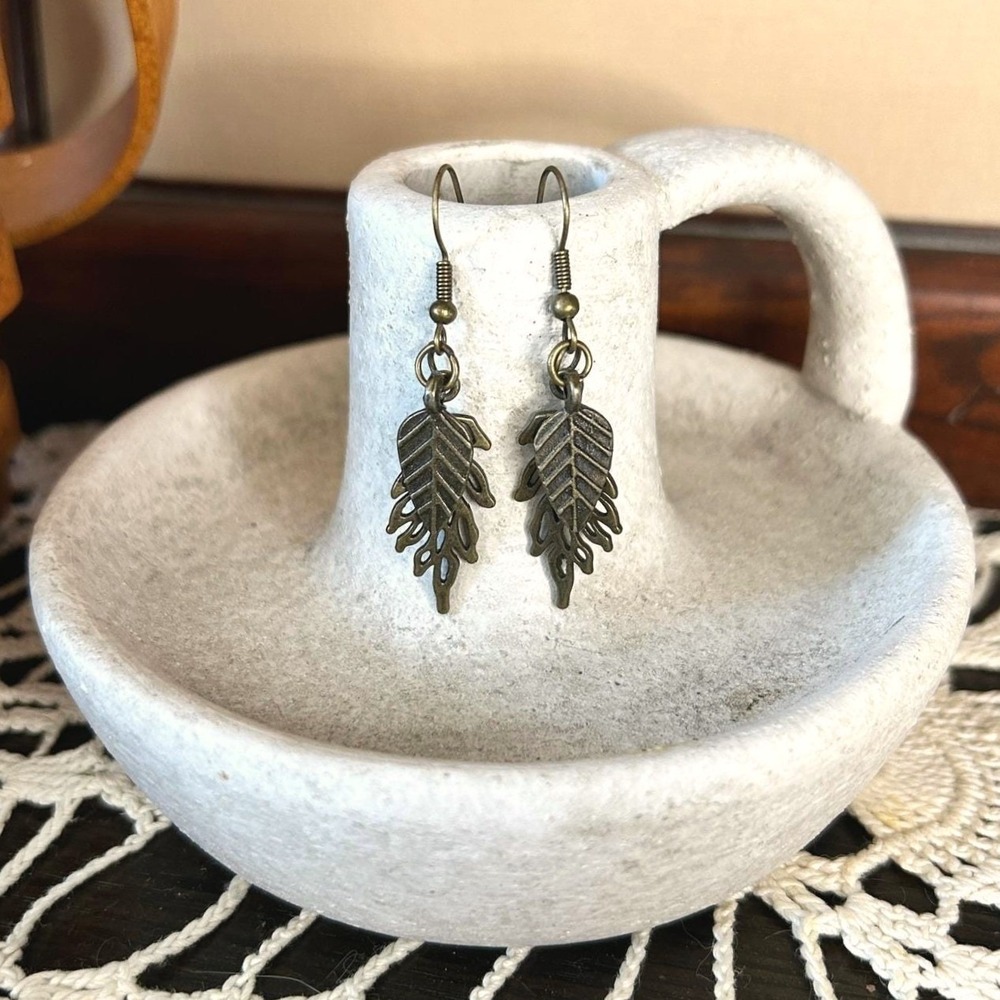 Handcrafted Antique Bronze Layered Leaf Charm Dangle Earrings‎ Bohemian Natural